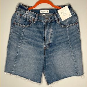 NWT Abercrombie & Fitch Curve Love 7” Dad Short High Rise Sz 30/10
